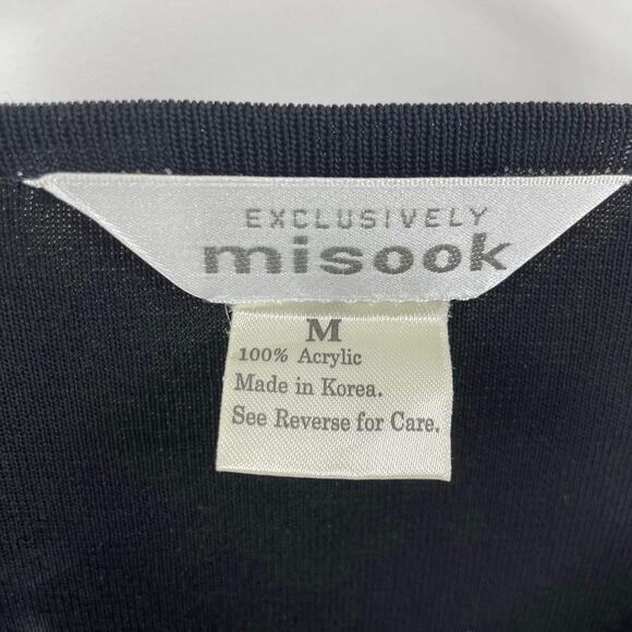 00s EXCLUSIVELY MISOOK Vintage Black VNeck Shoulder Pad Blouse - Picture 4 of 11